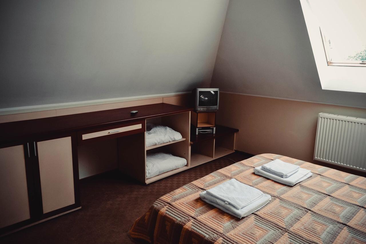 Tri Dorogi Hotel Lwów Zewnętrze zdjęcie